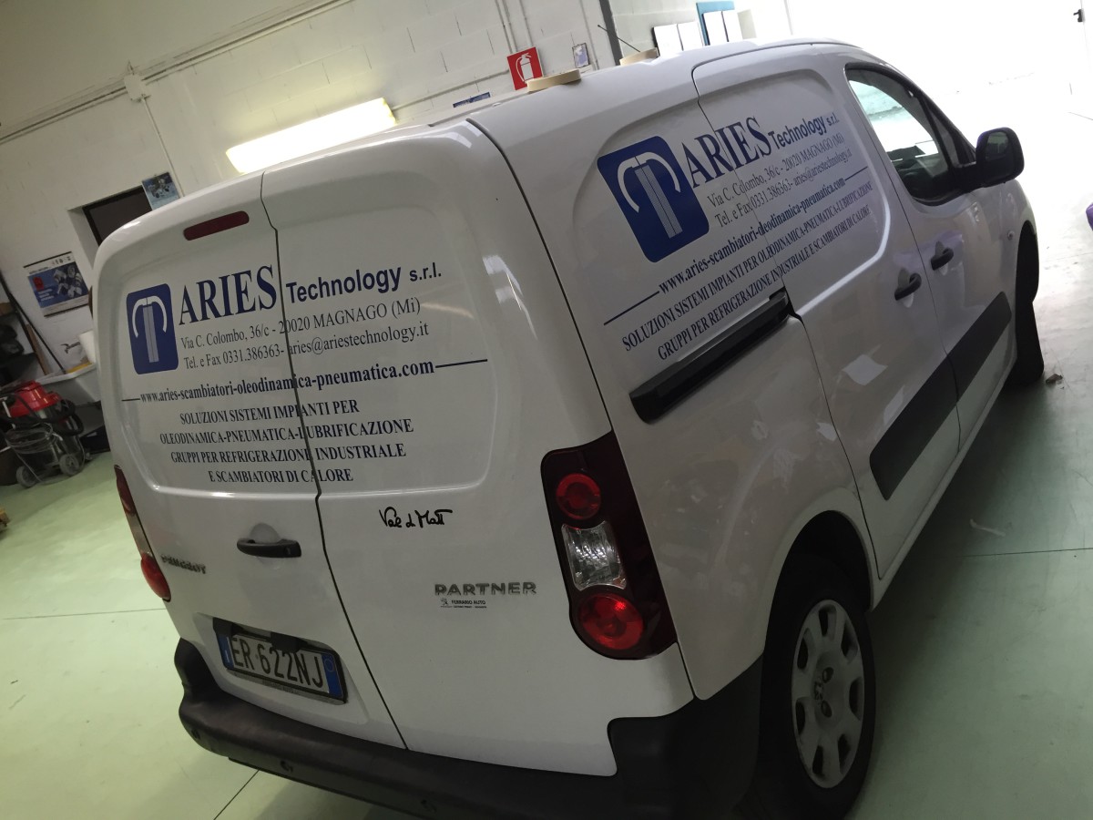 Deco automezzi